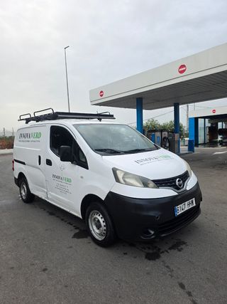 Nissan NV200 2012