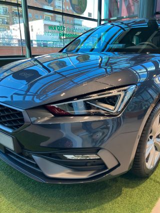 SEAT Leon Sportstourer 1.5 e-Hybrid FR XXL 204cv 