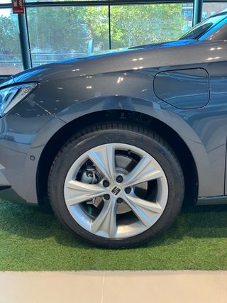 SEAT Leon Sportstourer 1.5 e-Hybrid FR XXL 204cv 