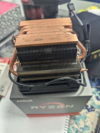 Disipador AMD Wraith Spire Cooler Ryzen CPU