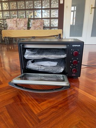 Lote electrodomésticos: plancha, horno, calefactor