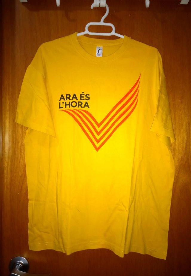 CAMISETA UNISEX DIADA CATALUNYA CONMEMORATIVA 2014