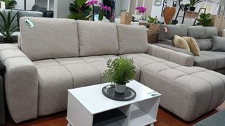 Sofá chaise longue cama beige
