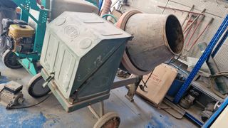 Hormigonera Umacon 300
