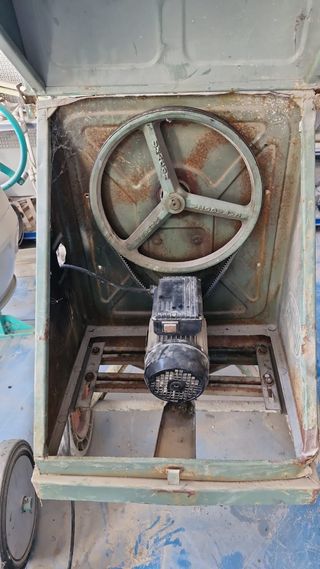Hormigonera Umacon 300