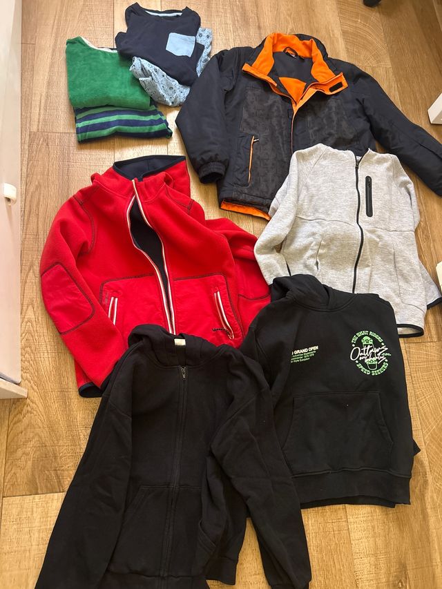 Lote Ropa Niño
talla 9 años