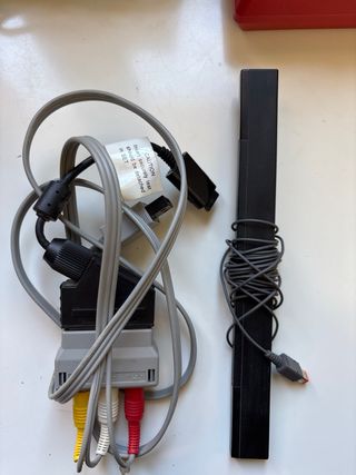 Nintendo Wii Mini Roja y Negra Completa