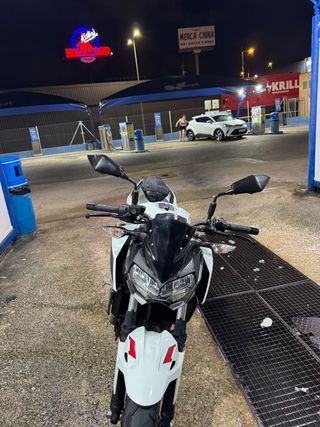 Kawasaki Z400 - Oct 2023 - Garantía Oficial