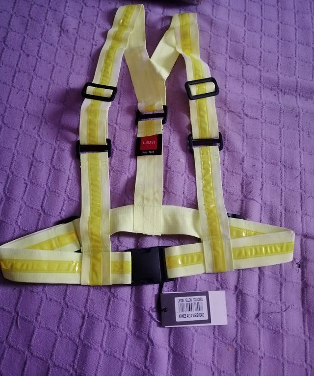 Arnés de alta visibilidad amarillo
