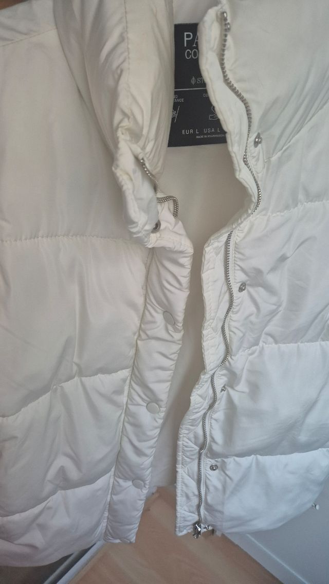 Chaqueta acolchada Stradivarius Blanca Talla L