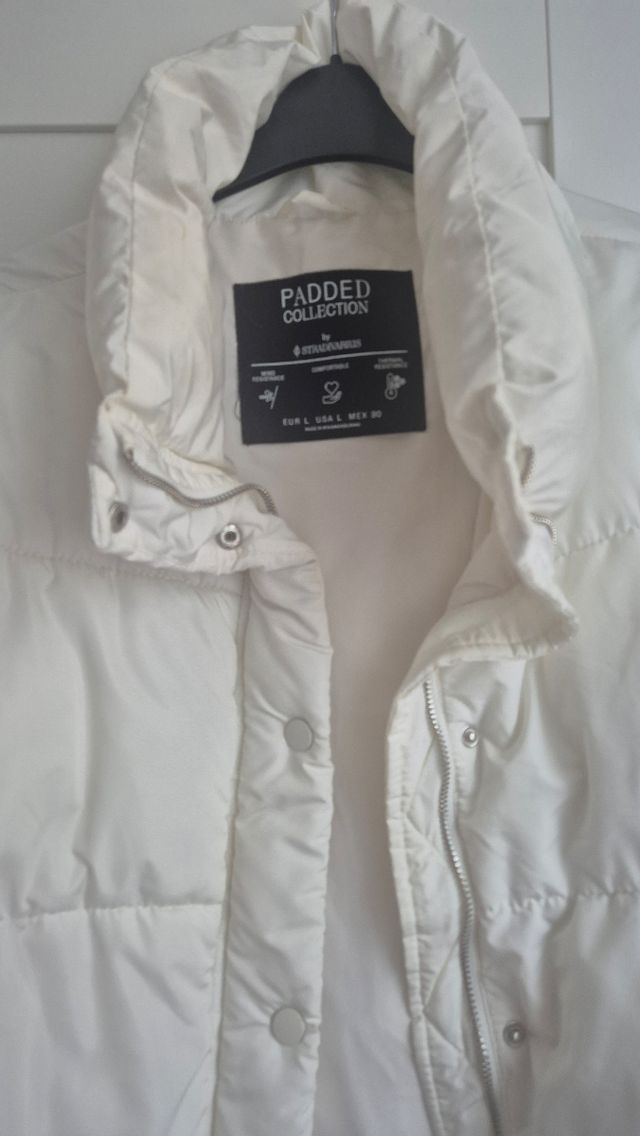 Chaqueta acolchada Stradivarius Blanca Talla L
