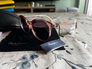 Gafas de sol Pepe Jeans rosas