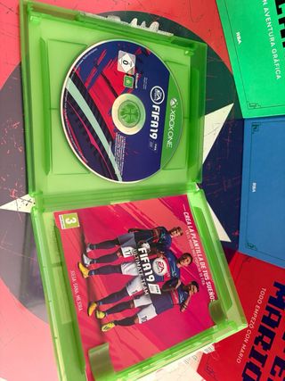 FIFA 19 Xbox One EA Sports