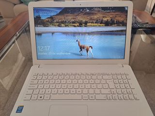 Portátil ASUS X540LA Blanco
Contacto: 659052640