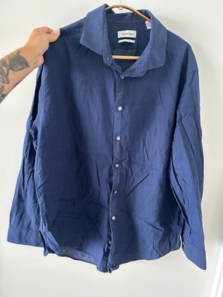 Camisa azul de vestir Calvin Klein