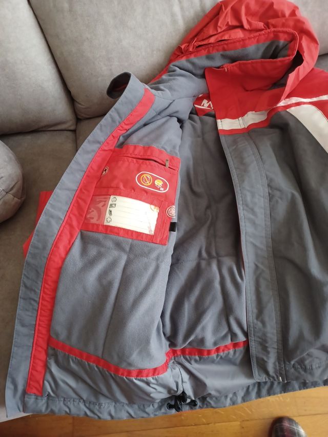 Chamarra Quechua Talla 14 Roja y Gris