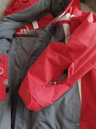 Chamarra Quechua Talla 14 Roja y Gris