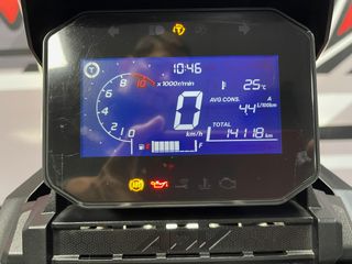 HONDA ADV 350 ABS Gris