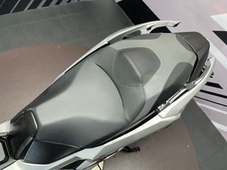 HONDA ADV 350 ABS Gris