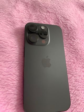 iPhone 15 Pro salud bateria 89% con su funda