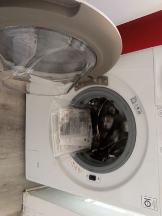Lavadora Secadora LG ThinQ 9/6kg
