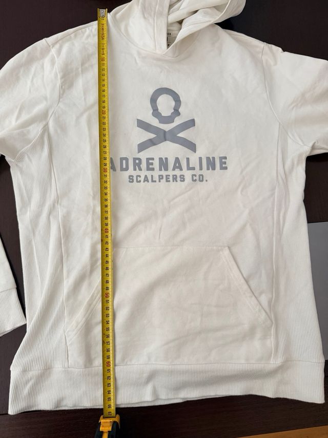 Sudadera Scalpers Blanca con Logo Calavera