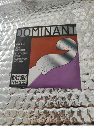 Cuerda Viola Thomastik Dominant 136 M