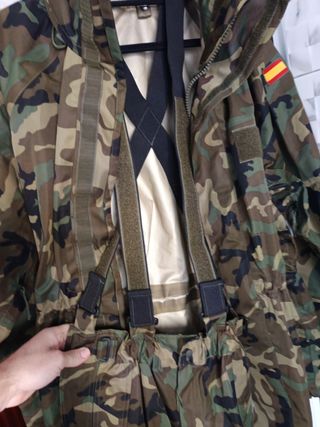 Traje Armada Española Intemperie Camuflaje