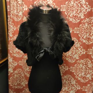 Bolero Piel Zorro y Conejo Talla G