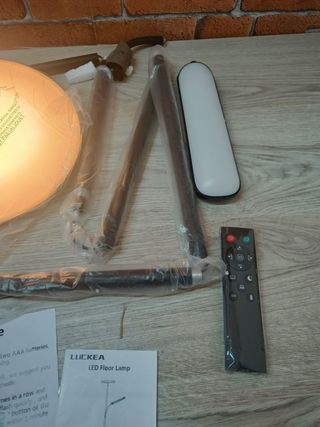 Lámpara de Pie LED Regulable de 42 W, Lampara