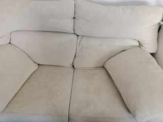 Sofá de 2 plazas beige