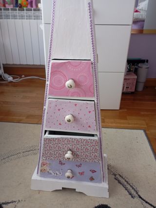 Cajonera Triángulo Decorada