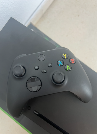 Xbox Series X 1TB + Mando + Caja