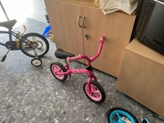 Triciclo infantil y bicicleta de equilibrio precio