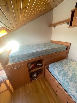 Conjunto 2 Camas + Estanterías