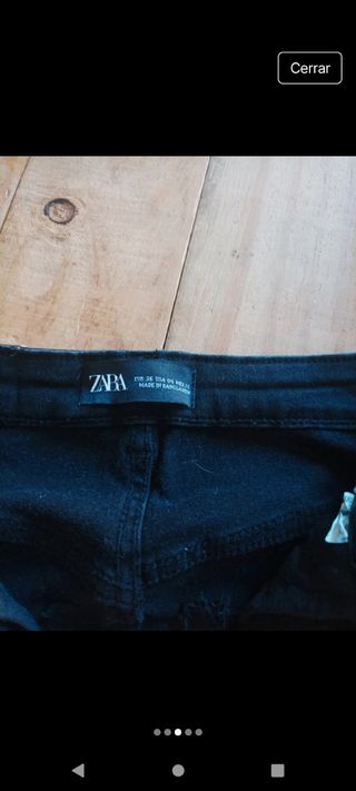 Pantalón negro elástico Zara