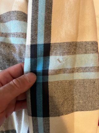 Abrigo Quiksilver Cuadros Beige y Azul