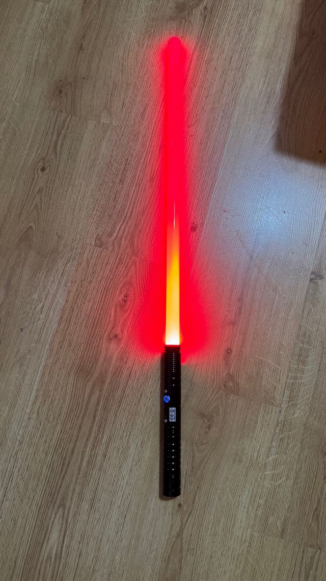 Espada láser led comores con sonido