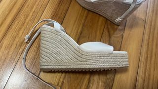 Sandalias plataforma 
Stradivarius Beige Talla 39