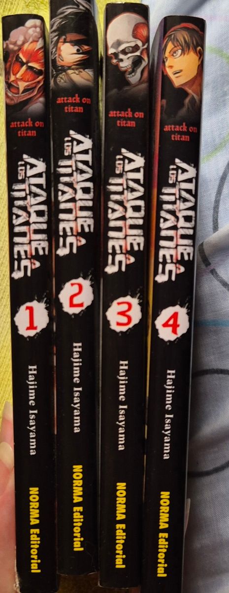 Mangas Attack On Titan, Ataque a los titanes