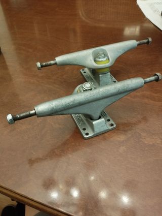 Ejes de skate Z-Flex