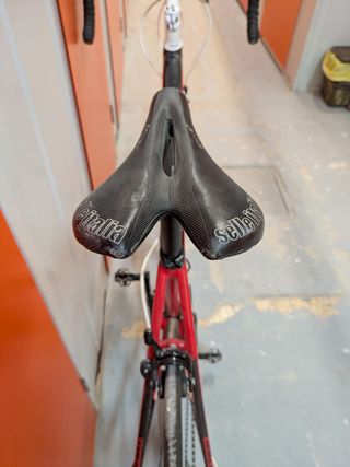 Trek Madone 2.1 Bicicleta de Carretera Roja