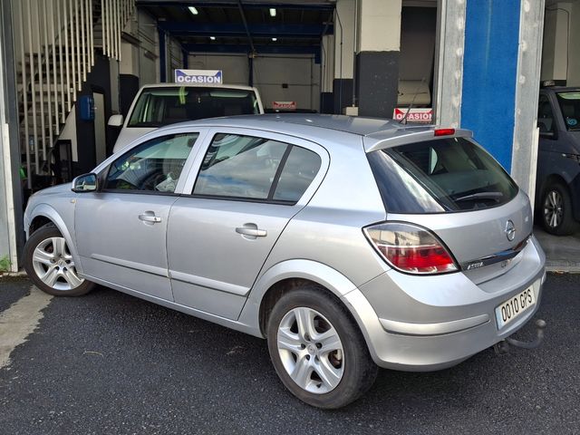 Opel Astra 2009