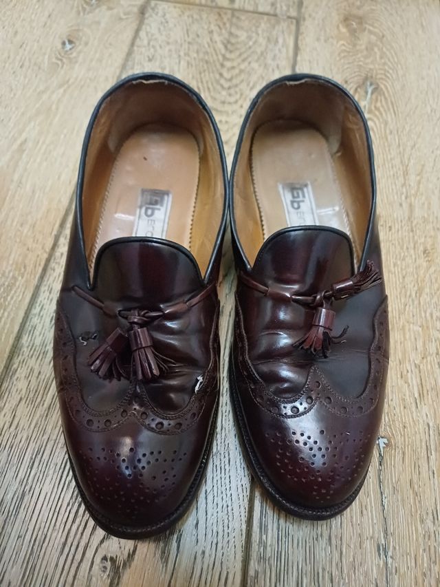 Zapatos clásicos de vestir