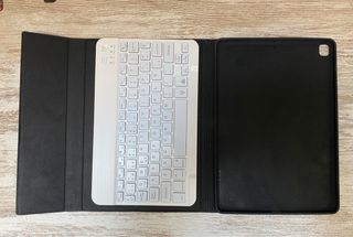 Funda con Teclado para iPad 7ª, 8ª, 9ª Generación