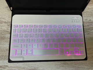 Funda con Teclado para iPad 7ª, 8ª, 9ª Generación