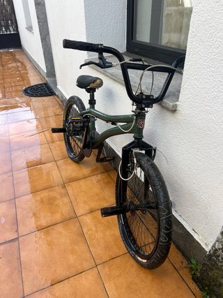 Bicicleta BMX Monty Verde