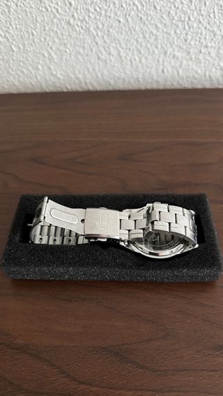 Reloj Lotus y 1 de regalo 