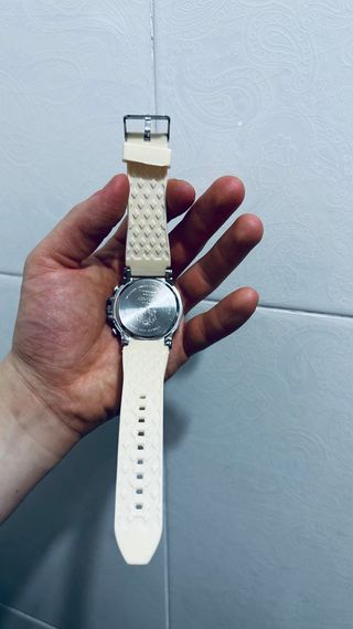 Reloj Lotus y 1 de regalo 