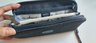 Cartera Kipling Azul oscuro, en perfecta condición